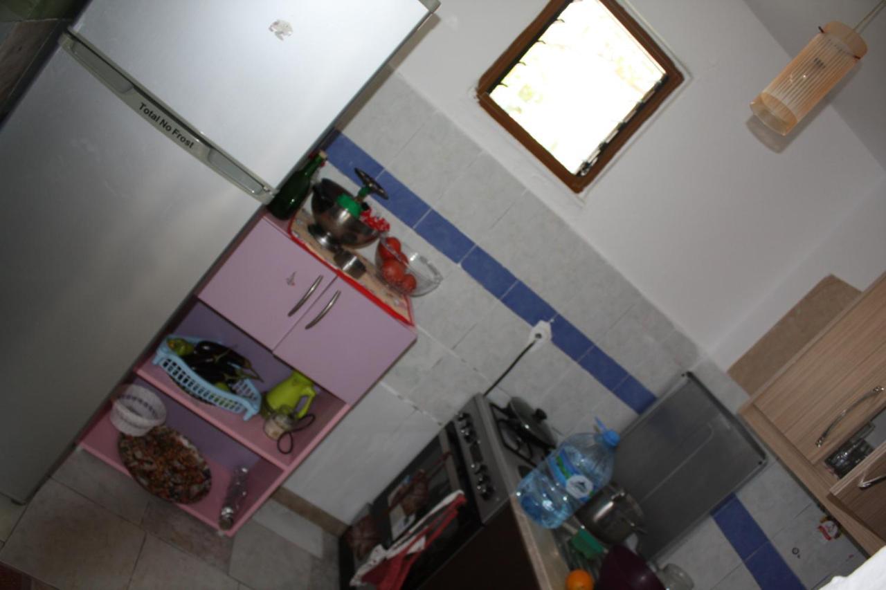 Guesthouse Benardo Saranda Zewnętrze zdjęcie
